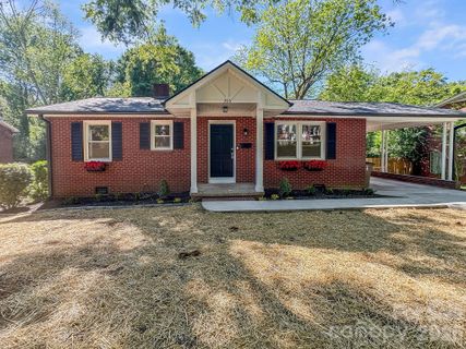 Homes in Woodside, Shelby
