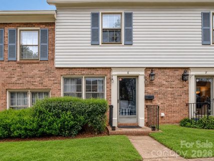 6436 Old Pineville Road active home in Carriage House, Charlotte, NC