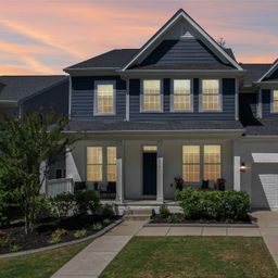1074 Weir Court