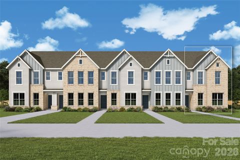 13041 Benessare Lane pending home in Cadia Village Matthews, Matthews, NC