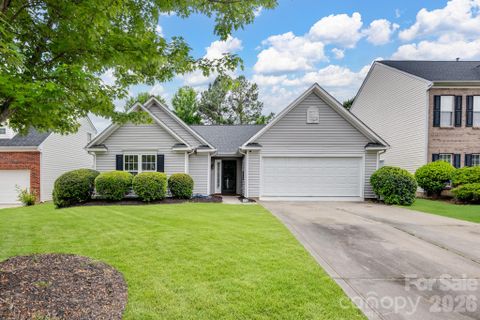 Homes in Farmington Ridge, Charlotte
