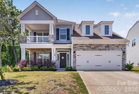 Homes in Dogwood Grove, Statesville