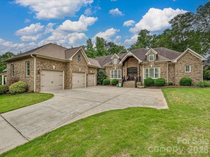 124 Cottage Creek Court sold home in Palm Tree Cove, York, SC
