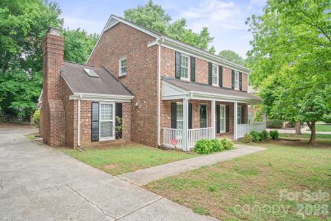 1122 Berry Ridge Road sold home in Sardis Forest, Charlotte, NC