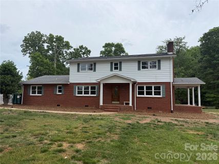A home in Woodland Oaks, Claremont