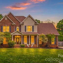 1305 Mill Race Lane