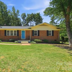 225 Middleton Avenue