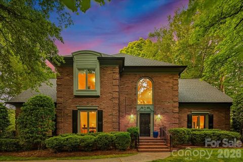 Homes in Giverny, Charlotte