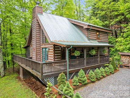 A home in Smoky Falls, Maggie Valley