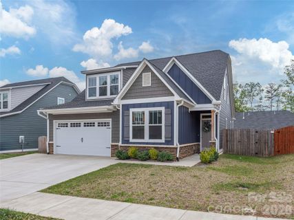 34 S Christie Court active home in The Authors, Fletcher, NC