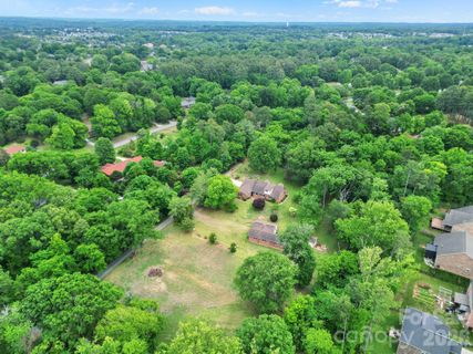 5913 Tom Query Road