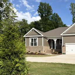 114 Jentri Way