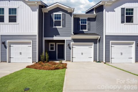 9044 Foggy Brook Loop pending home in Galloway Ridge, Charlotte, NC