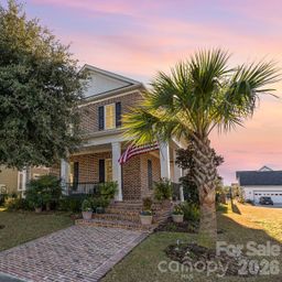 752 Crystal Water Way