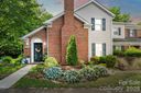 9486 Kings Falls Drive sold home in Charlotte, SC