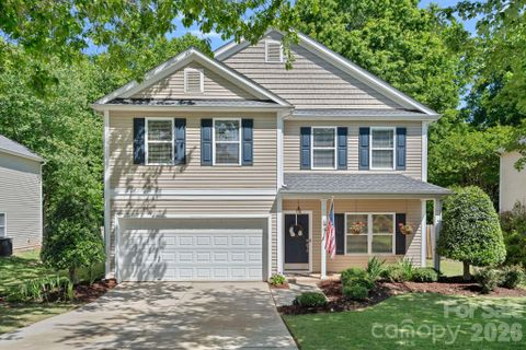 Homes in Sandy Pointe, Fort Mill