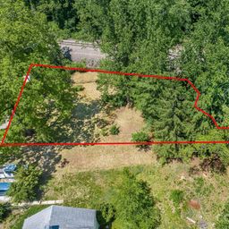 28 Pinecrest Drive