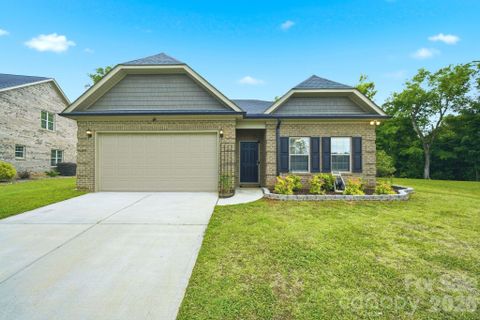 5396 Roberta Meadows Court sold home in Roberta Meadows, Concord, NC