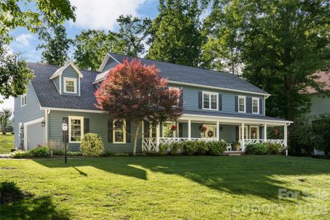 Homes in Glen Cove, Arden