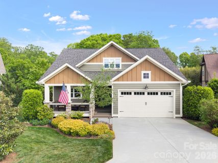 22 Asher Lane pending home in Cottages At Glenn Oaks, Arden, NC