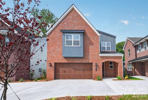 420 Celestial Drive active home in Windell Woods, Tega Cay, SC