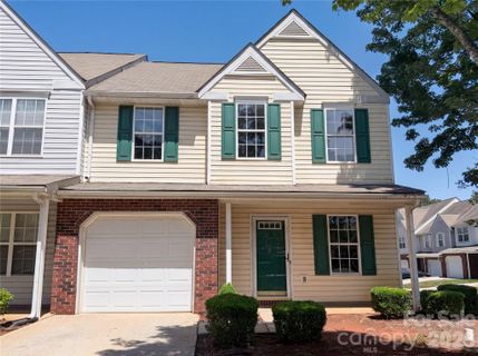9606 Jack Russell Court active home in Hunter Downs, Charlotte, NC