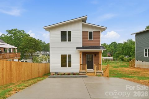 228 Summit Avenue