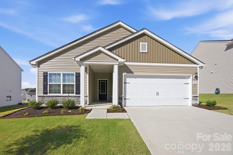3117 Maple Ridge Drive pending home in Stagecoach Station, Gastonia, NC