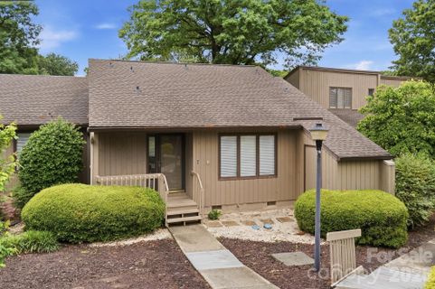 7 Marina Road active home in River Hills, Lake Wylie, SC