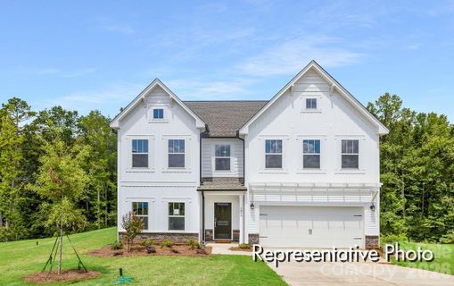128 Pembroke Way active home in Morrow Brook, Albemarle, NC