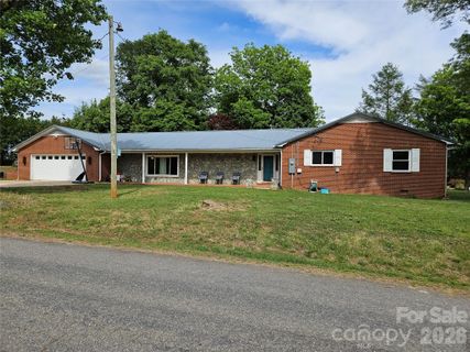 5136 Sherrill Drive