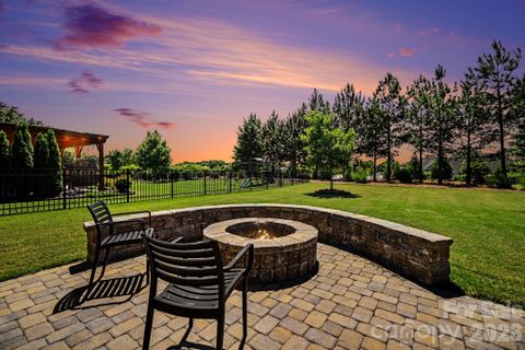 3100 Winged Teal Court sold home in McLean Overlake, Belmont, NC