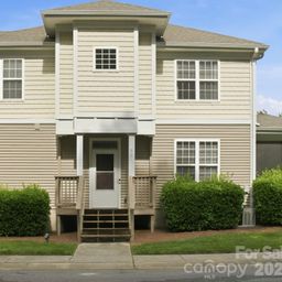 921 Ashworth Drive