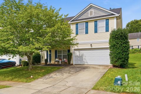 8619 Earthenware Drive pending home in Potters Glen, Charlotte, NC