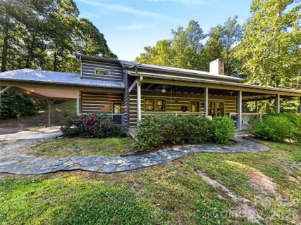 584 Clear Spring Trail active home in Hidden Lake, Nebo, NC