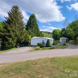 46 Larkspur Lane