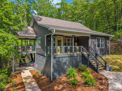 Homes in Melrose Mtn, Tryon
