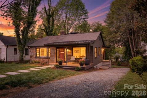 4 Baird Lane active home in Lakeview Park, Asheville, NC