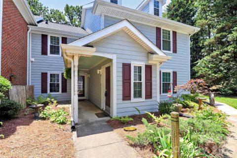 9232 Kings Canyon Drive active home in Park Walk, Charlotte, NC