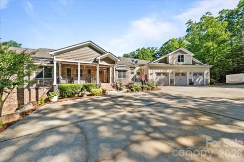 2207 Sierra Trace Road active home in The Springs At High Rock, Denton, NC