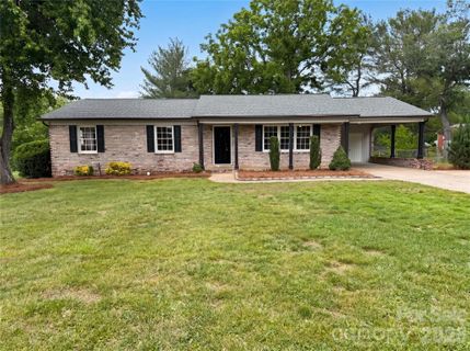 814 Charles Road active home in Wesson Heights, Shelby, NC