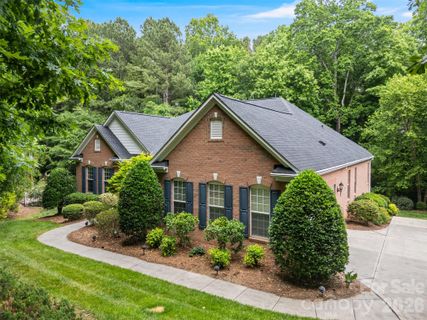 101 Woodwinds Drive pending home in Stonewater, Mount Holly, NC