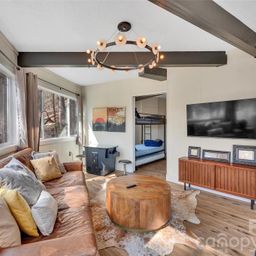 109 Beechwood Lane