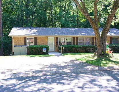 4631 Highlake Drive active home in Park Plaza, Charlotte, NC