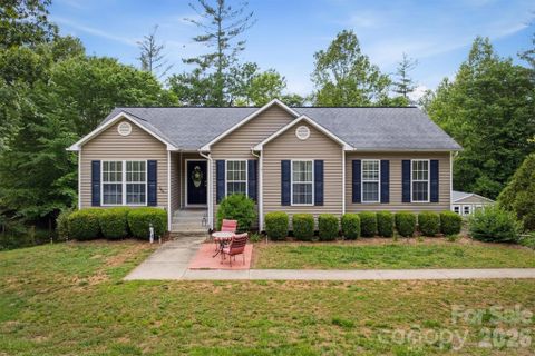 249 Forest Glen Way