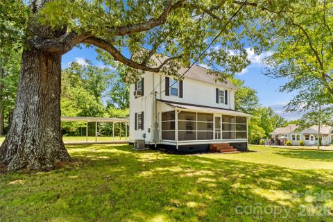 180 Center Street active home in Erwin Mills, Cooleemee, NC