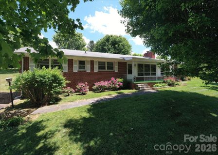 295 Bramlett Drive sold home in Ivy Hill, Waynesville, NC
