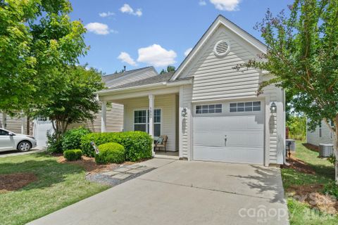 5057 Newport Lakes Drive