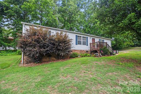 323 Carlyle Road