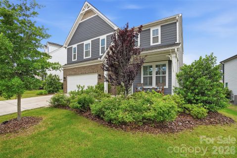 1210 Therns Ferry Drive active home in Masons Bend, Fort Mill, SC